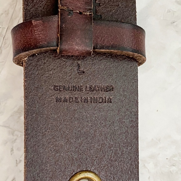 NEW Frye Grommet Leather Belt main image 8